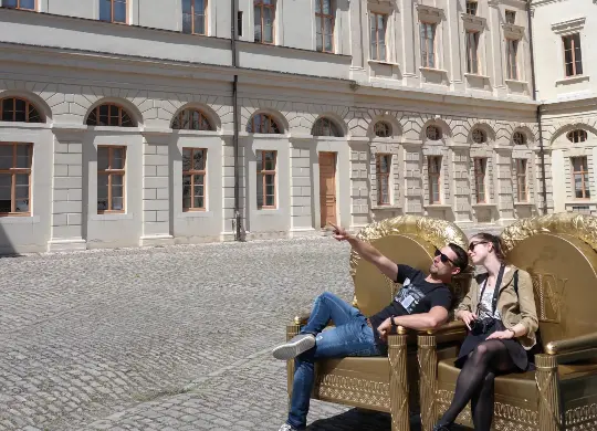 Auf Klassenfahrt mit HEROLÉ: Schlosshof in Weimar