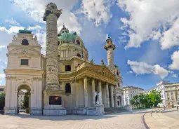 Auf Klassenfahrt mit HEROLÉ: Karlskirche in Wien.