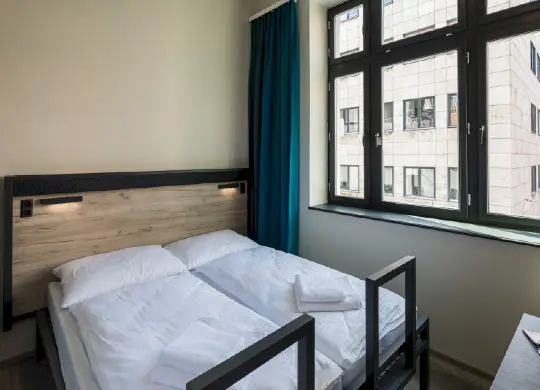 Auf Klassenfahrt mit HEROLÉ: Zimmer für Begleitpersonen im a&o Hostel Budapest City