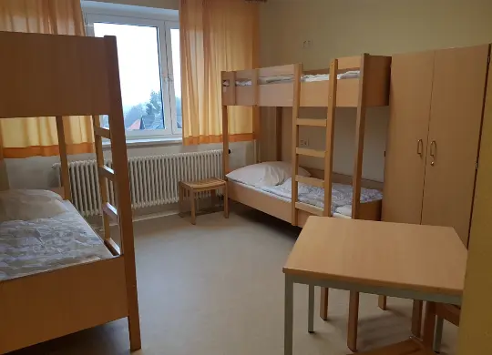 Auf Klassenfahrt mit HEROLÉ: Mehrbettzimmer in der JH Schierke im Harz
