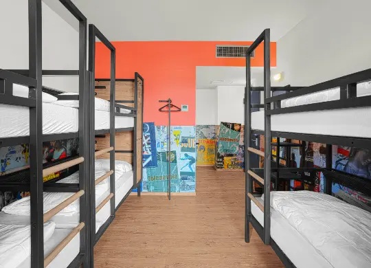 Auf Klassenfahrt mit HEROLÉ: Zimmerbeispiel a&o Hostel Firenze Campo di Marte in Florenz