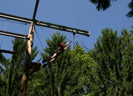 Auf Klassenfahrt mit HEROLÉ: Heinopark - Trapezsprung in Zwolle