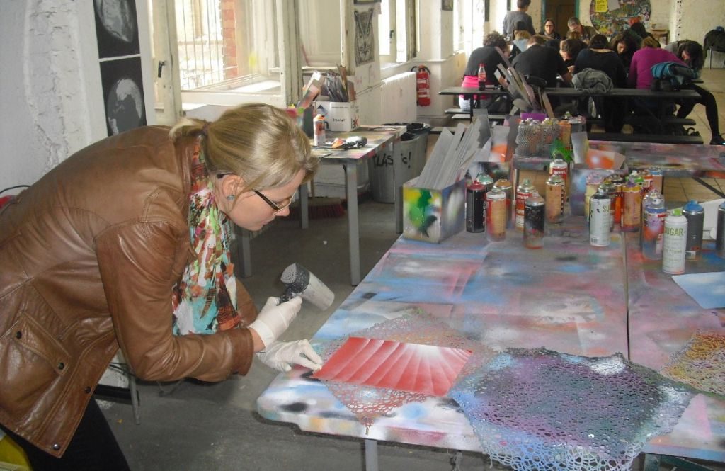 Beatrice beim Graffiti Workshop in Berlin