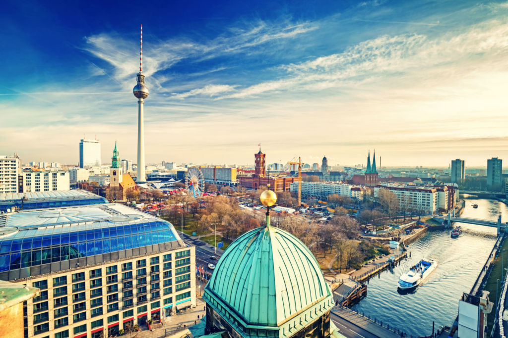 Panoramablick über die Hauptstadt Berlin.