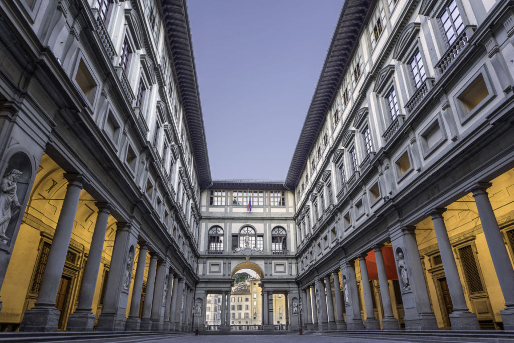 Blick in die Uffizien in Florenz